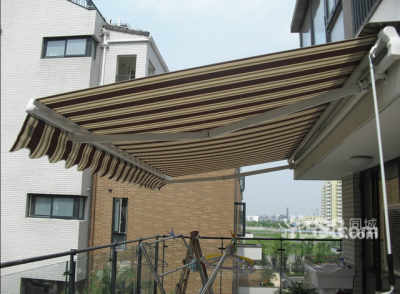 天津地區(qū)紡織品遮陽(yáng)遮雨篷款式全解析 美觀與實(shí)用兼?zhèn)?>
</div>
<div   id=